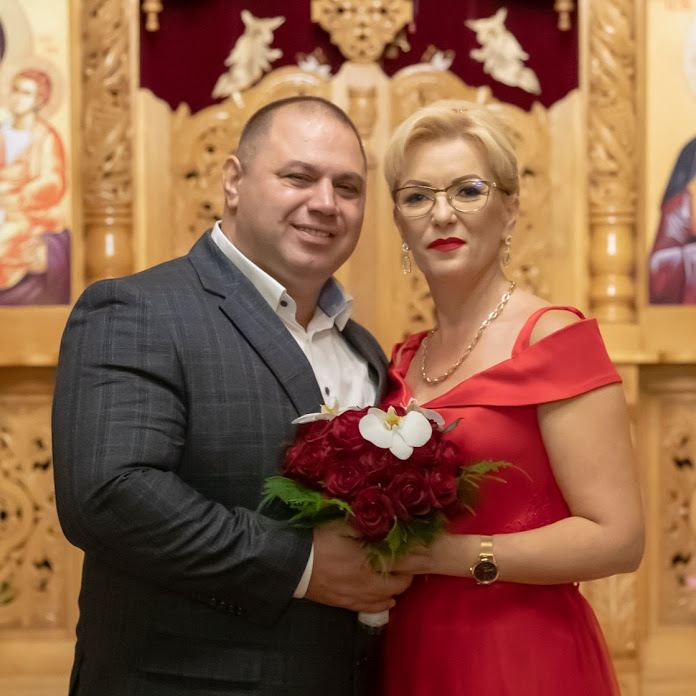 Foto Video Mitel Roscatu Net Worth & Earnings (2026)