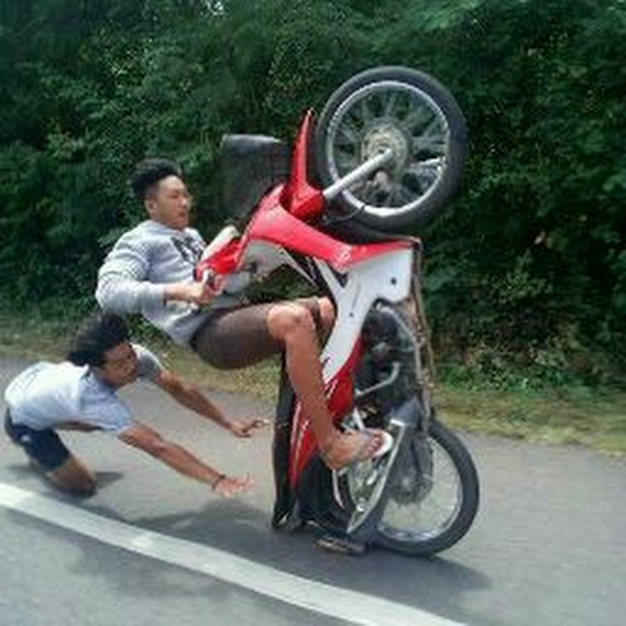 AGF-l78qMLVk2YAYpswTsd9YqM87hQKc8HhAbKYffA=s900-c-k-c0xffffffff-no-rj-mo