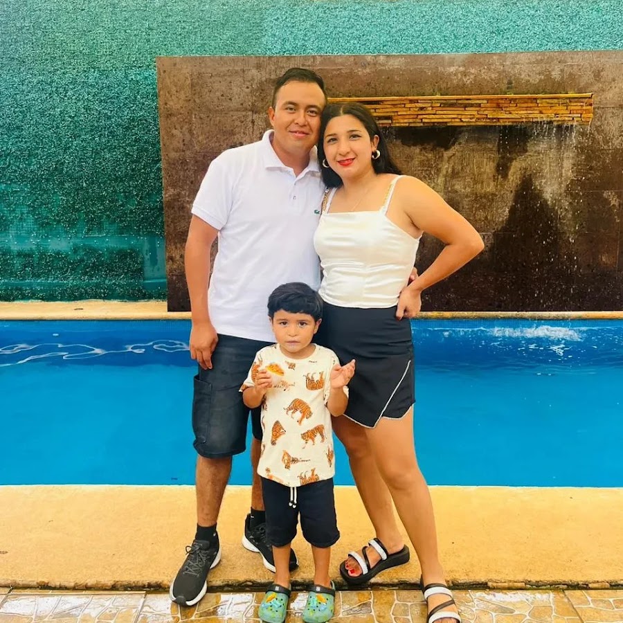 Ivan Torres - YouTube - 900 x 900 jpeg 51kB