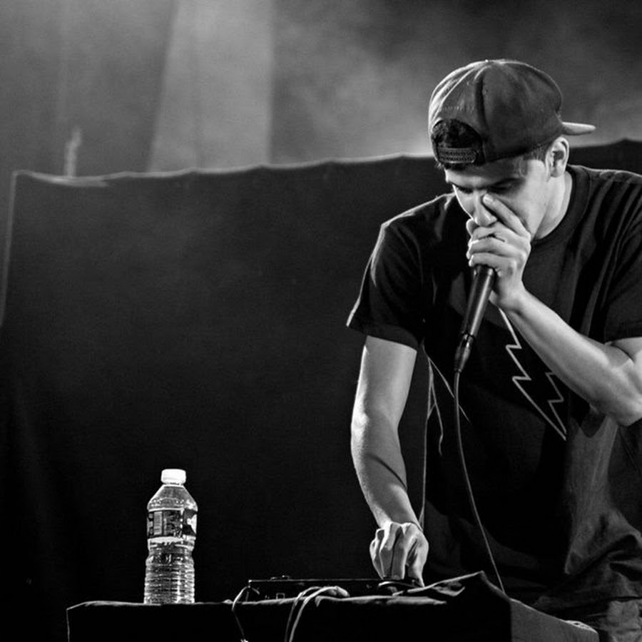 Послушай битбокс. Афроамериканец битбоксер. Послушай битбокс. Битбоксеры группа. Битбокс фото.