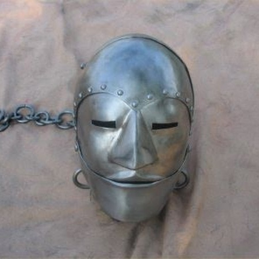 История железной маски. Железная маска, Франция 1698. Железная маска крестоносца. Железные маски средневековья.
