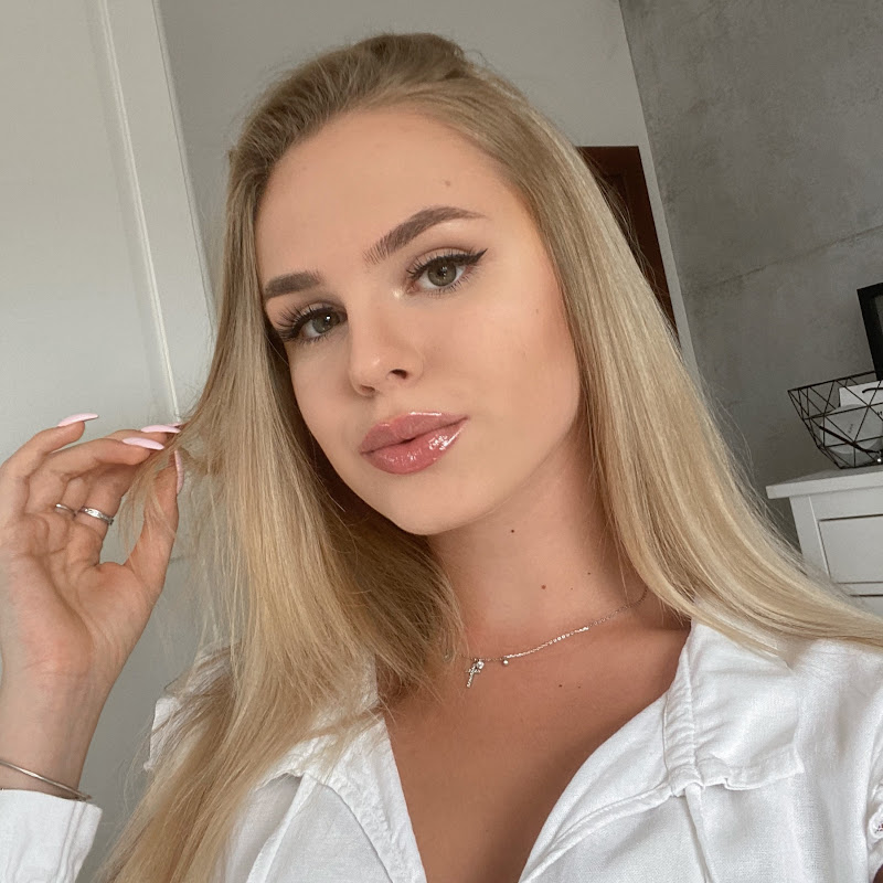 Stylu Julia Zalewska youtube, instagram, facebook, wiek