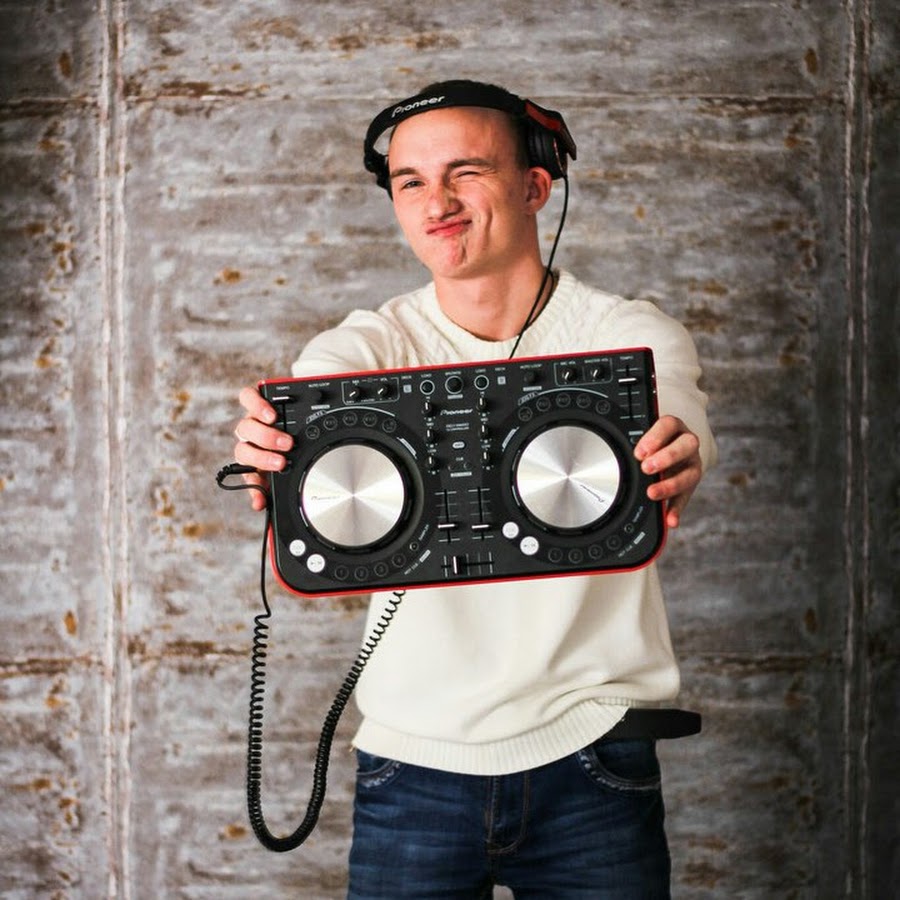 диджей стиле