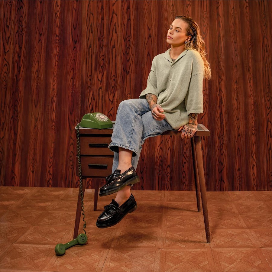 Tash Sultana - YouTube