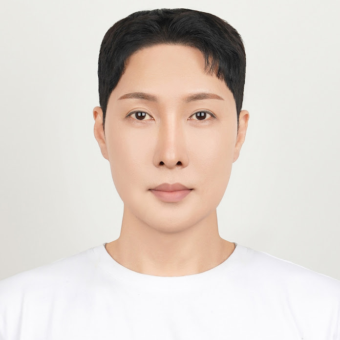 Kimkisoo Net Worth & Earnings (2026)