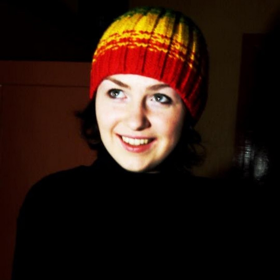 Natasha speaks Russian - YouTube