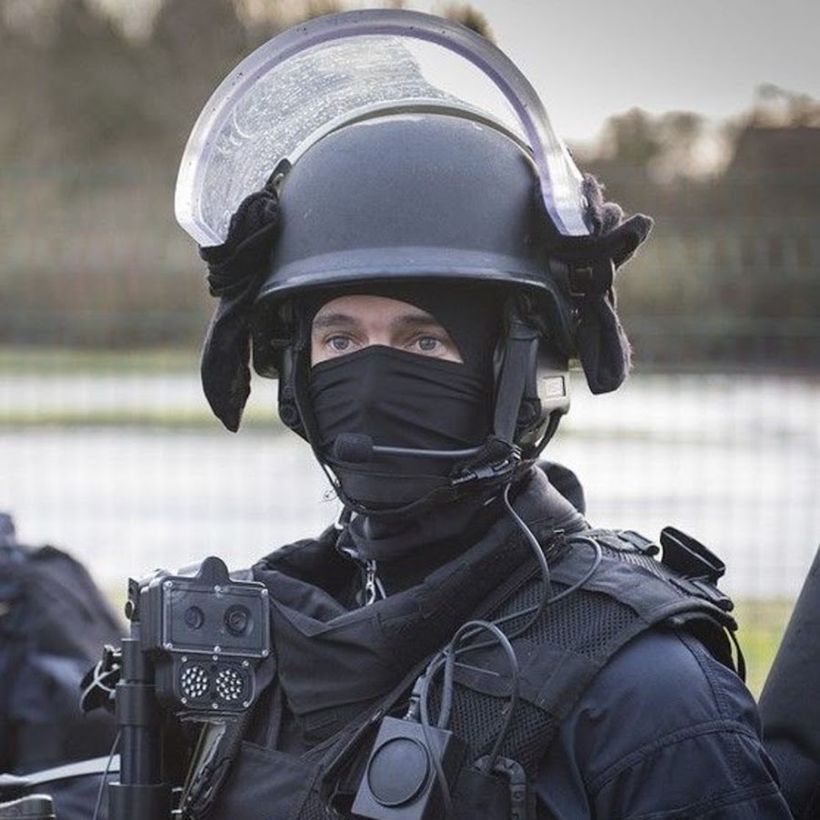 омон группа альфа. оперативник neet. омон в масках. Gign спецназ. спецназ сват фбр.