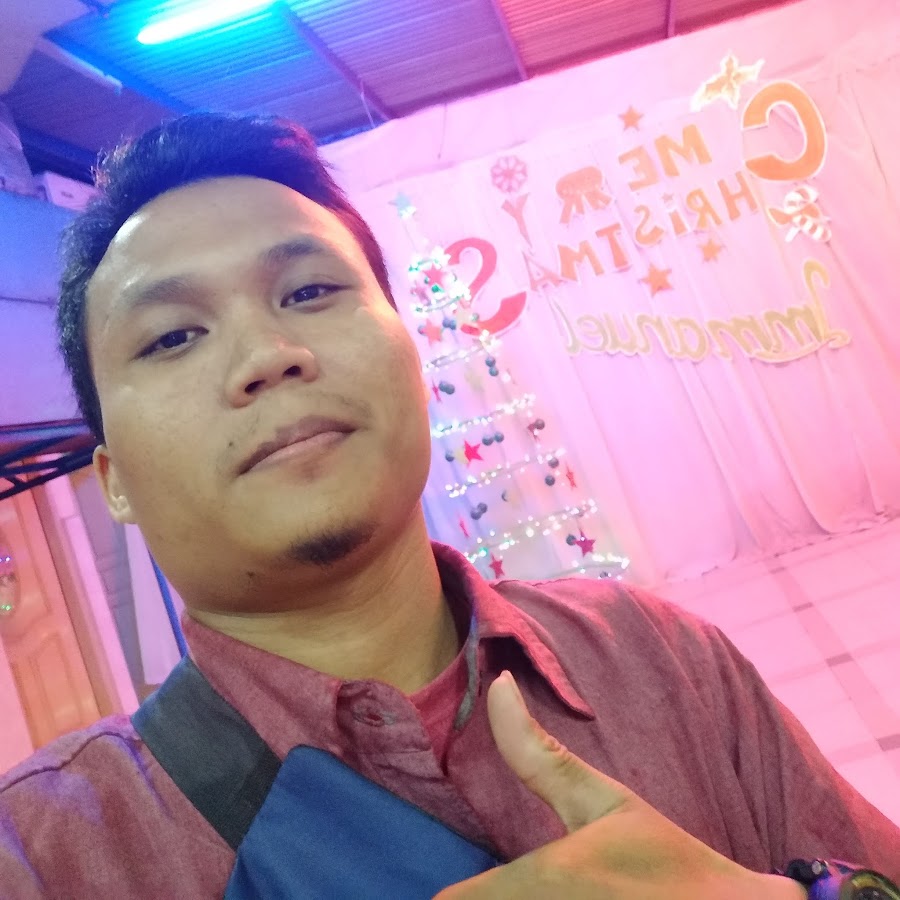 Alex official. Фингерстайл гитарист маркин александр. Alex mack. Алекс ruygrok. Диджей алекс 1918г.