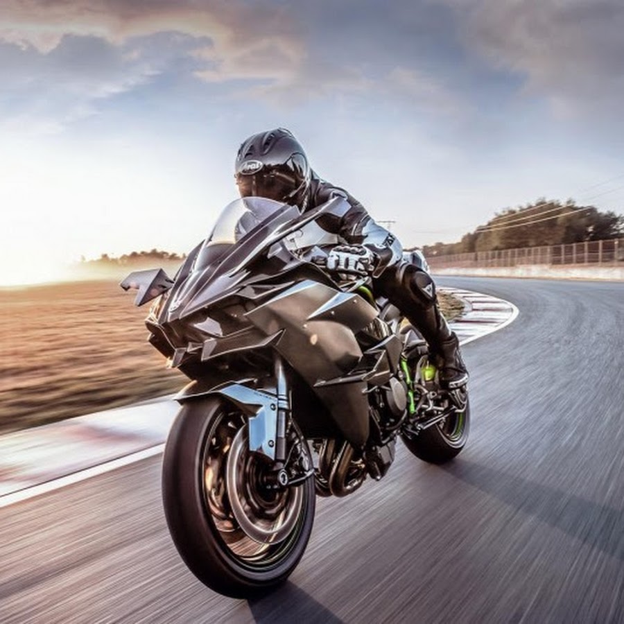Kawasaki ninja 300. Kawasaki ninja 400 черный. Мотоцикл кавасаки ниндзя h2. Кавасаки ниндзя макс скорость. Мотоцикл скорость.
