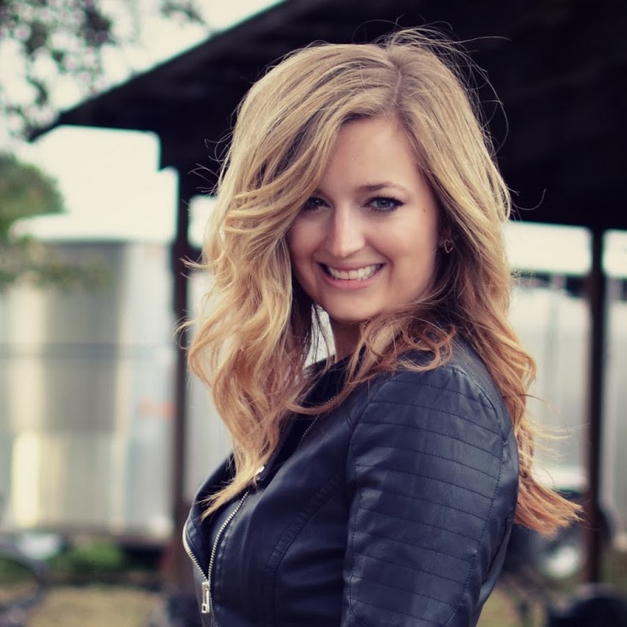 Can Can Dancer - YouTube