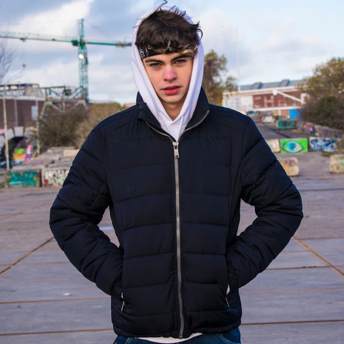 vThorben Net Worth & Earnings (2026)