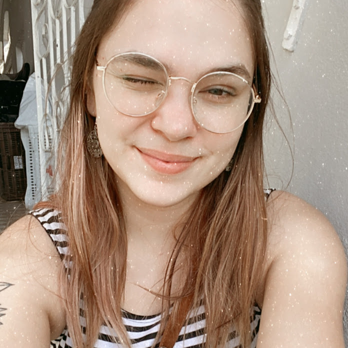 Gabi Ferreira Net Worth & Earnings (2026)