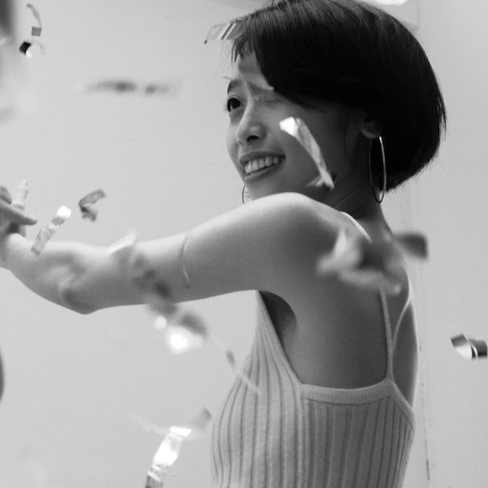 Nhạc của Trang Net Worth & Earnings (2026)