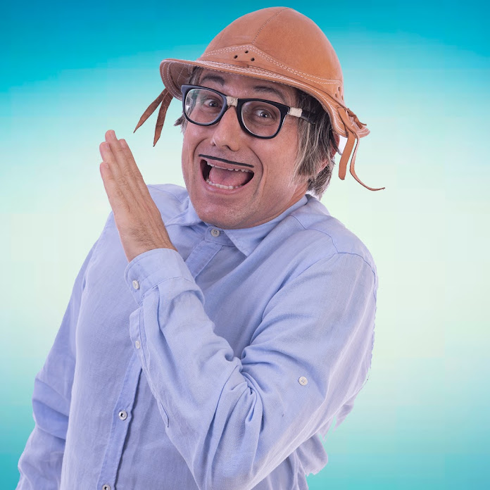 Mução ao vivo Net Worth & Earnings (2026)