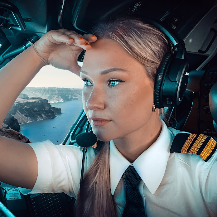 DutchPilotGirl Net Worth & Earnings (2026)