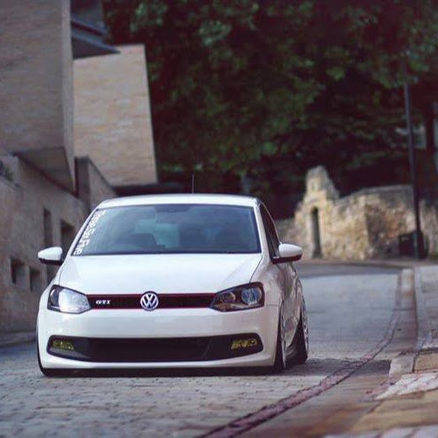 VW Polo stance