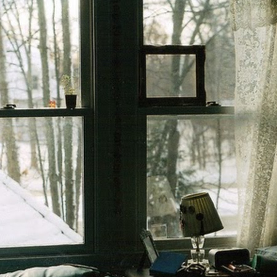 The window it is cold. It Shivered the Window.