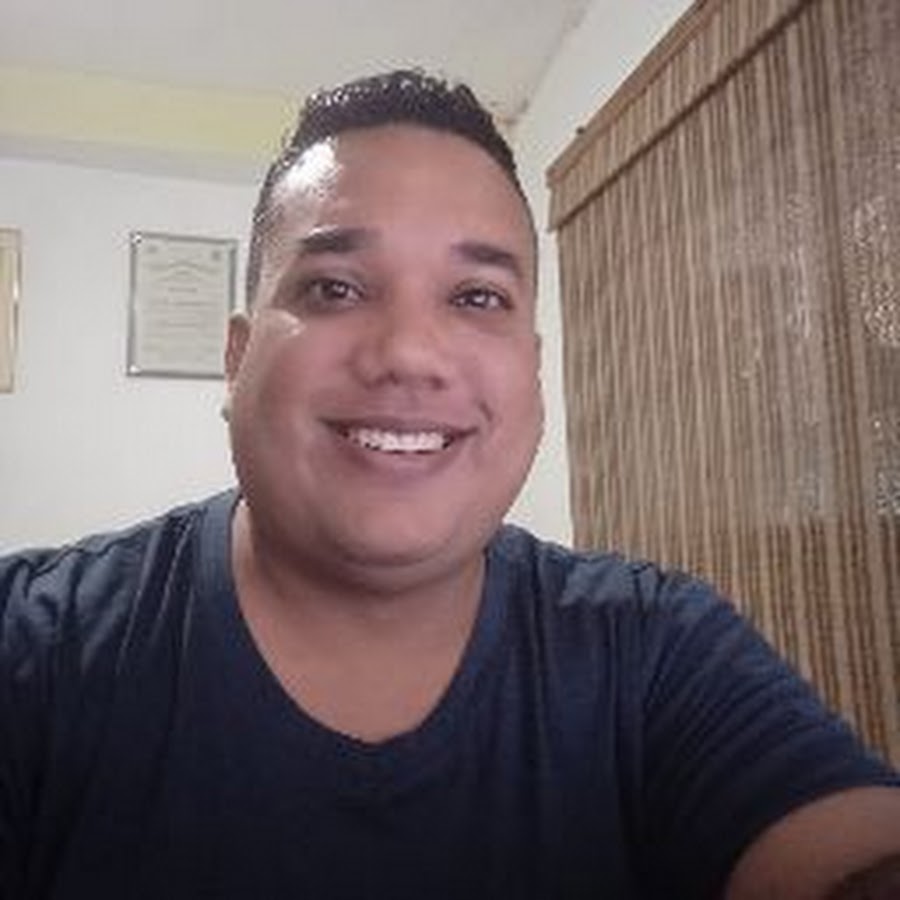 Juan Carlos Moreno - YouTube