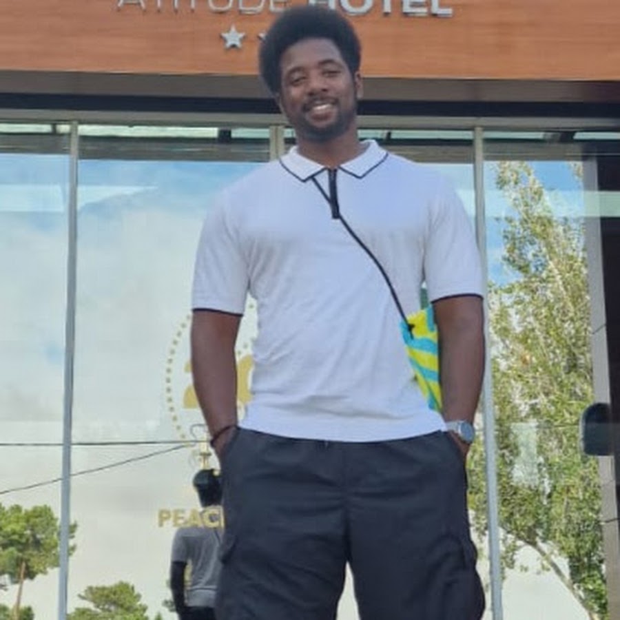 Julian Charles YouTube