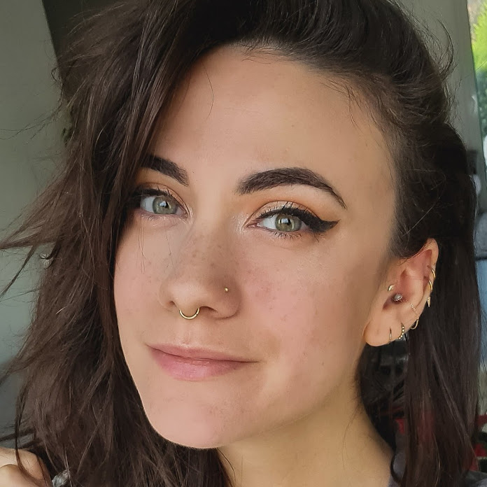 Maghla Net Worth & Earnings (2026)