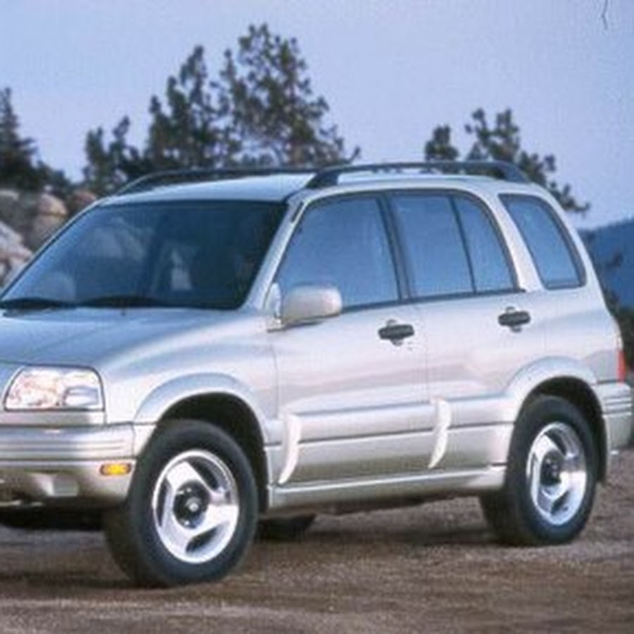 Сузуки 1999 год. Гранд Витара 1999. Suzuki Vitara 2 2d Utility /Chevrolet Tracker 2d Utility 1998-2005. Витара 1999 фото.