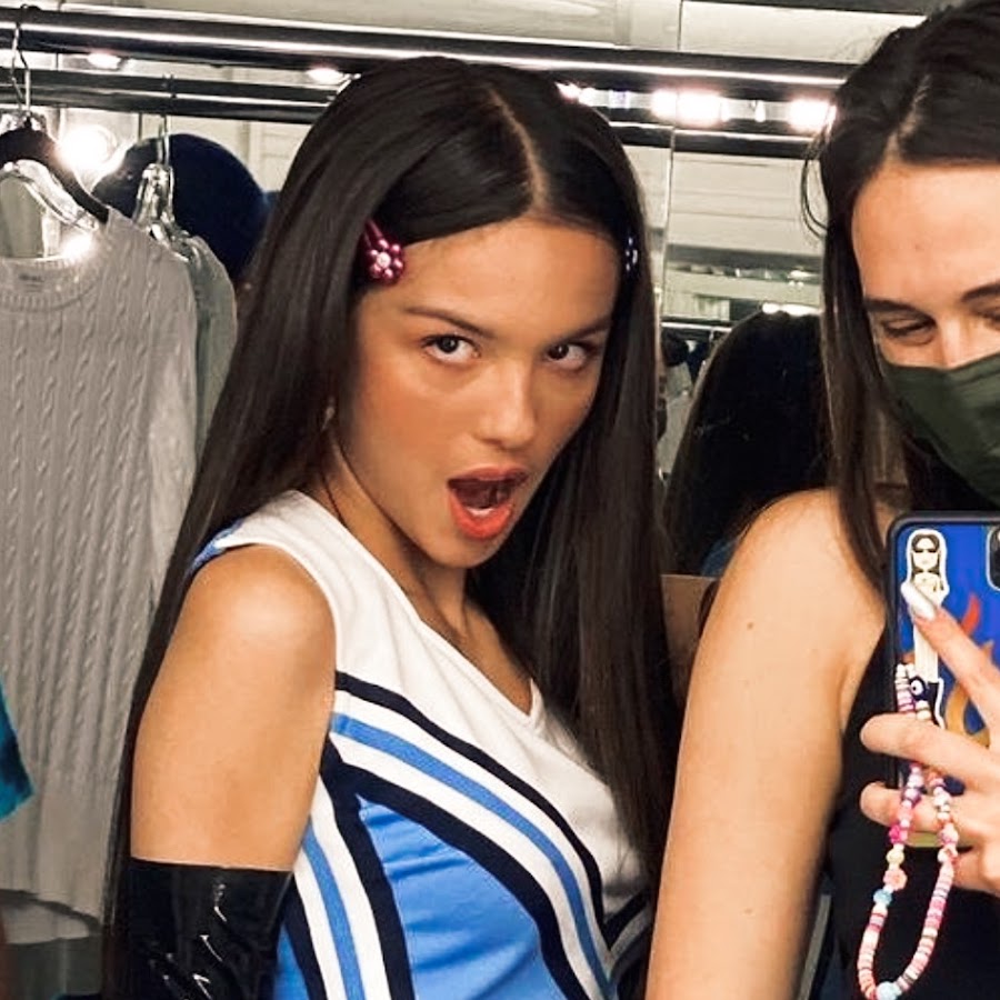 LeBlanc Updates YouTube