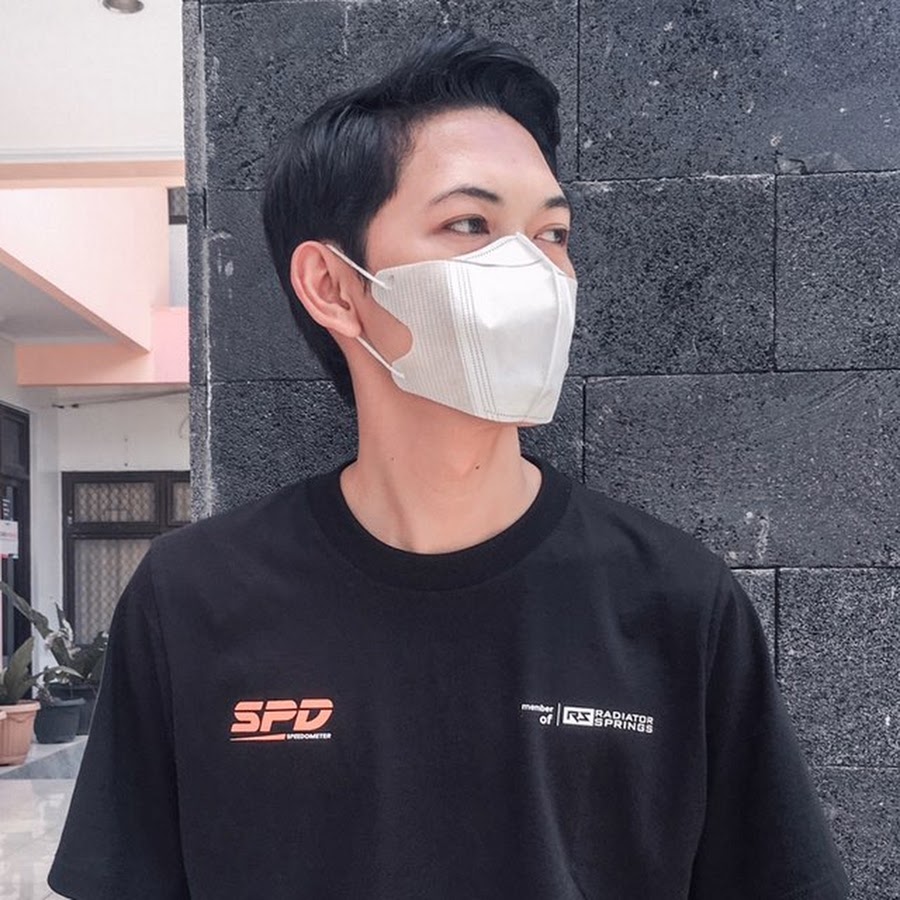 Rio Saputra - YouTube