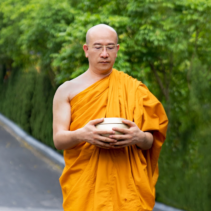 Thầy Thích Trúc Thái Minh Net Worth & Earnings (2025)