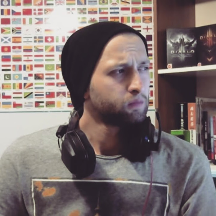 Fedupsamania Net Worth & Earnings (2026)