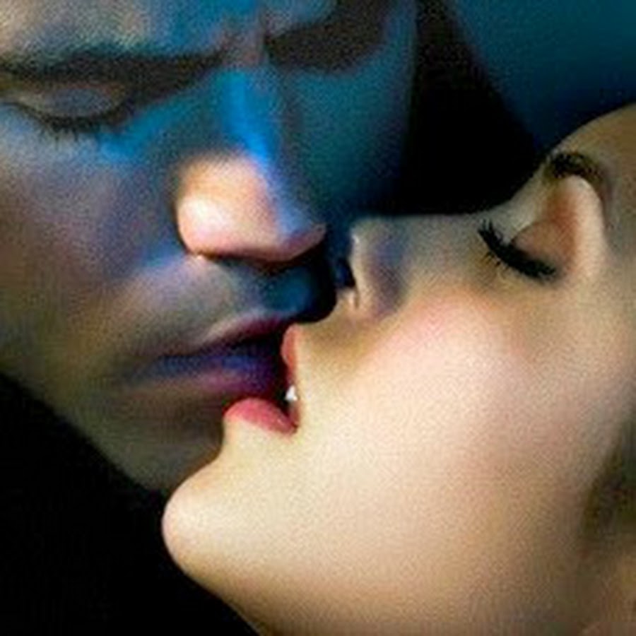 Страстный французский поцелуй