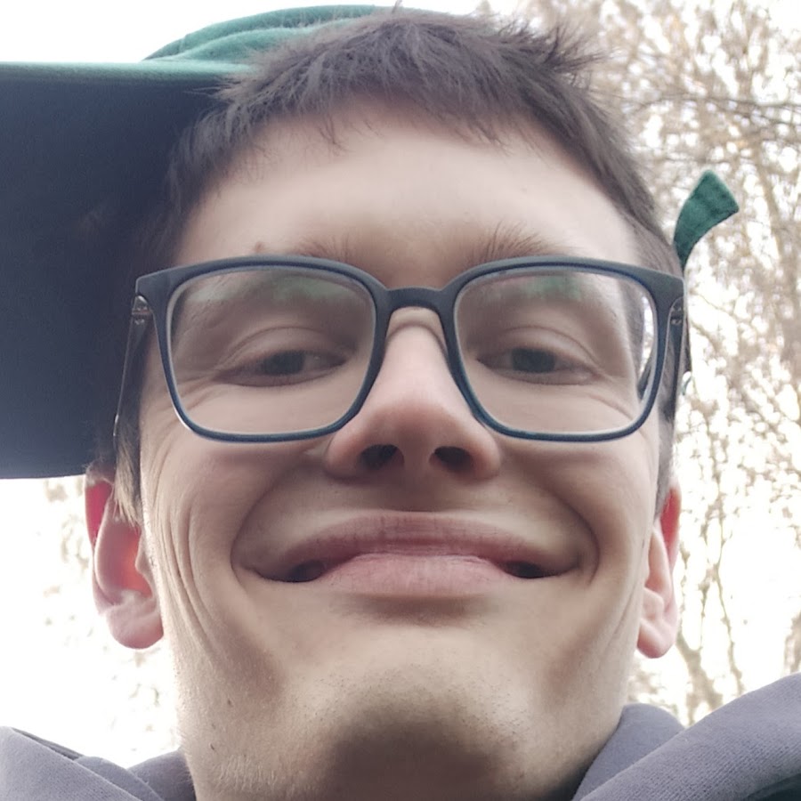 Смешной горох. Злой горох. Горошек гиф. Веселые овощи горох. Веселые горошины.