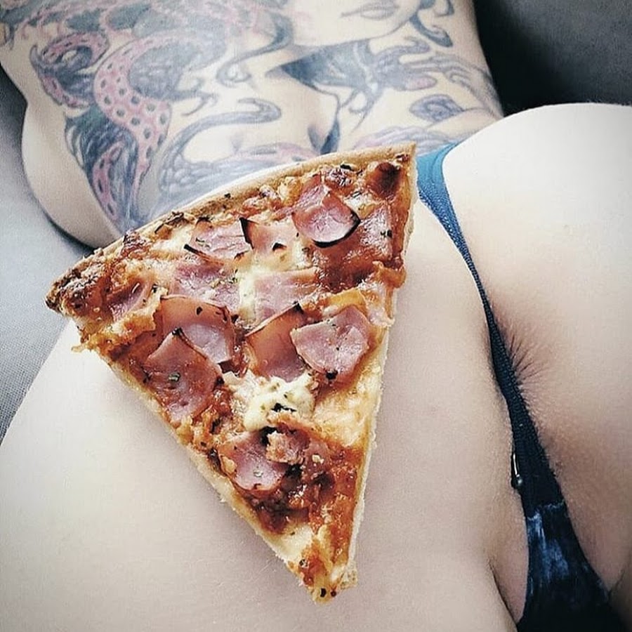 Cheese pizza nude