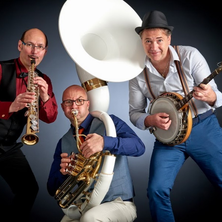 Джаз бэнд группа. Джаз. Группа the trombone show. Джаз. Как называется джаз.