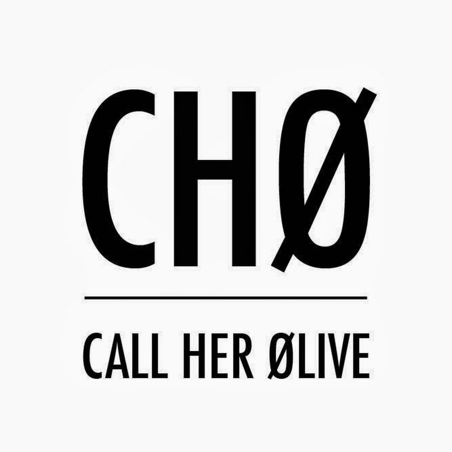 Called her. Девушка спорит с парнем. Called her. Called her. Starcrawler группа.