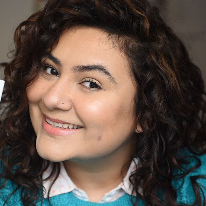 Komal Khulbé Net Worth & Earnings (2025)