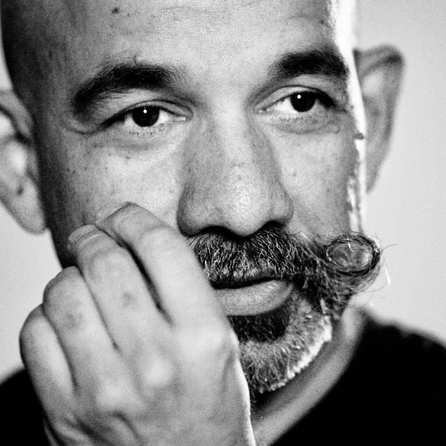 соломон ричардс. Tenor ricardo martinez. иппо против рикардо. рикардо мартинес. серхио мартинес профессор.