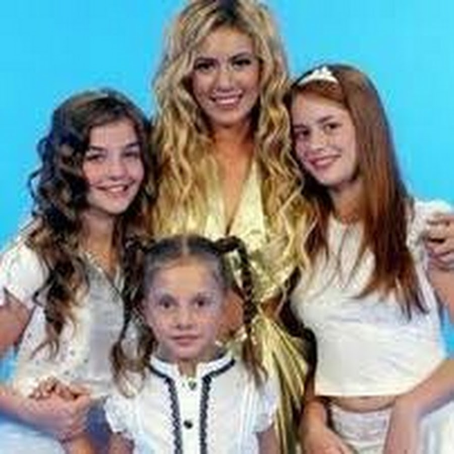 Selena Dizi Müzikleri - YouTube