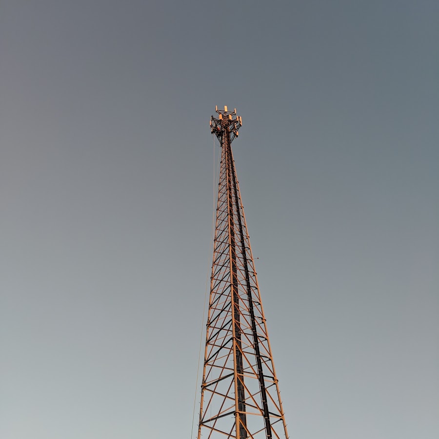 старые вышки в море. вышка сотовой связи 412184. Kvly (телерадиомачта). боганидская радиомачта. астраханская телебашня передатчики.