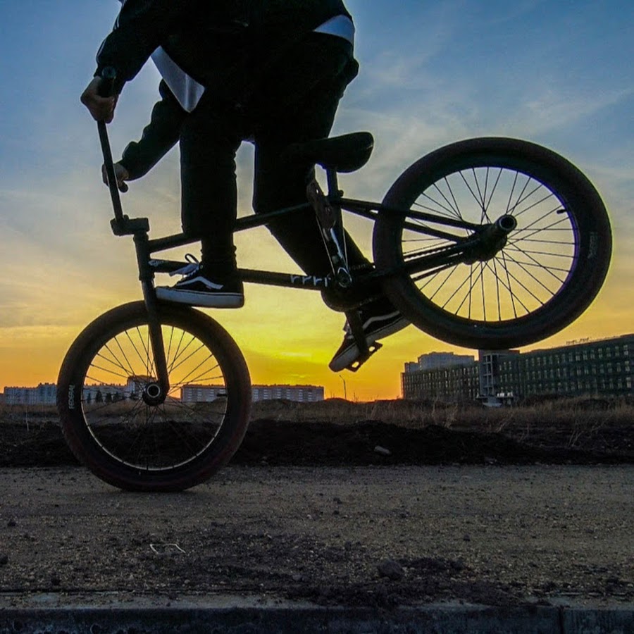 BMX катаются