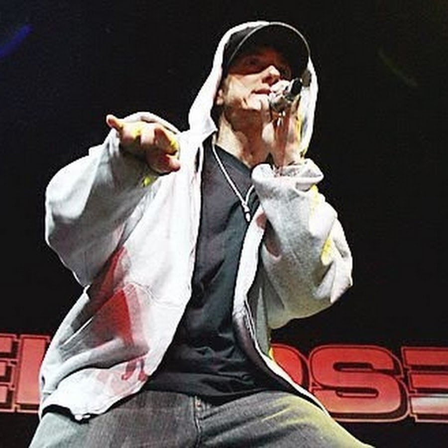 Nate dogg eminem. Nate dogg eminem. Nate dogg eminem shake. Shake that it. Eminem - shake that gif.