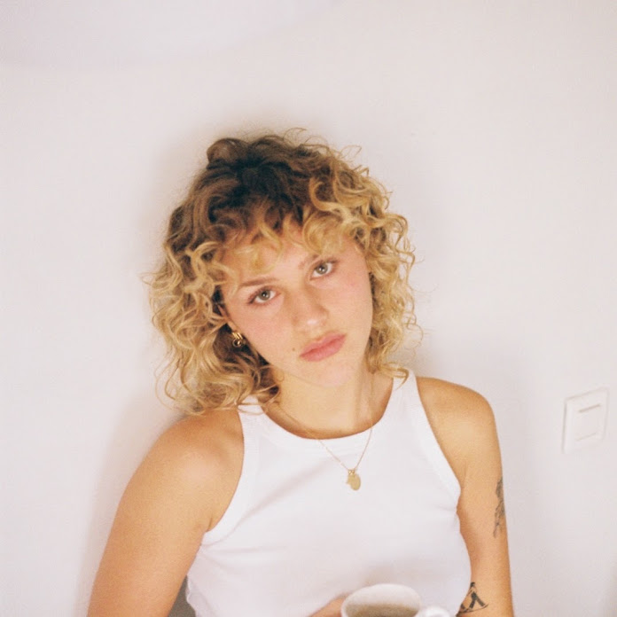 Lou Musique Officiel Net Worth & Earnings (2025)