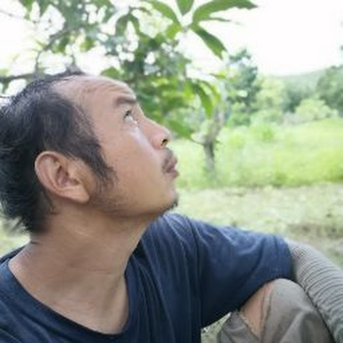 YOU WATCH Net Worth & Earnings (2026)