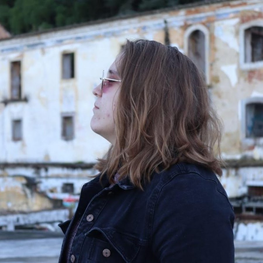 Луана картинка из ютуба