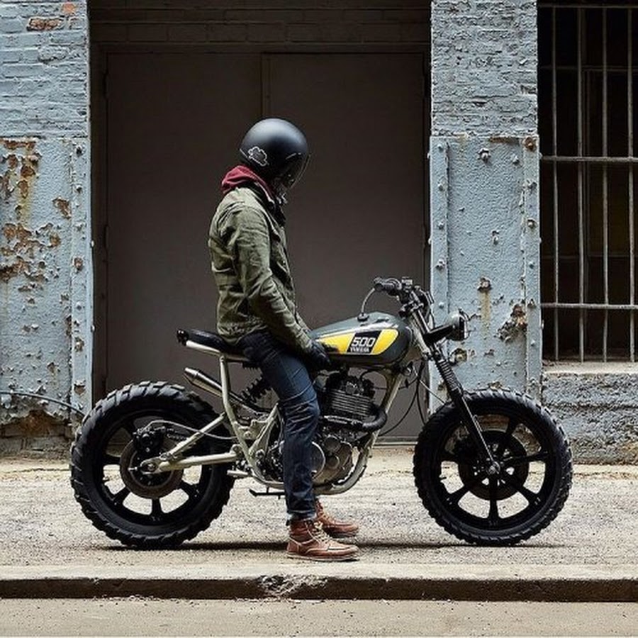 Cafe Racer Scrambler