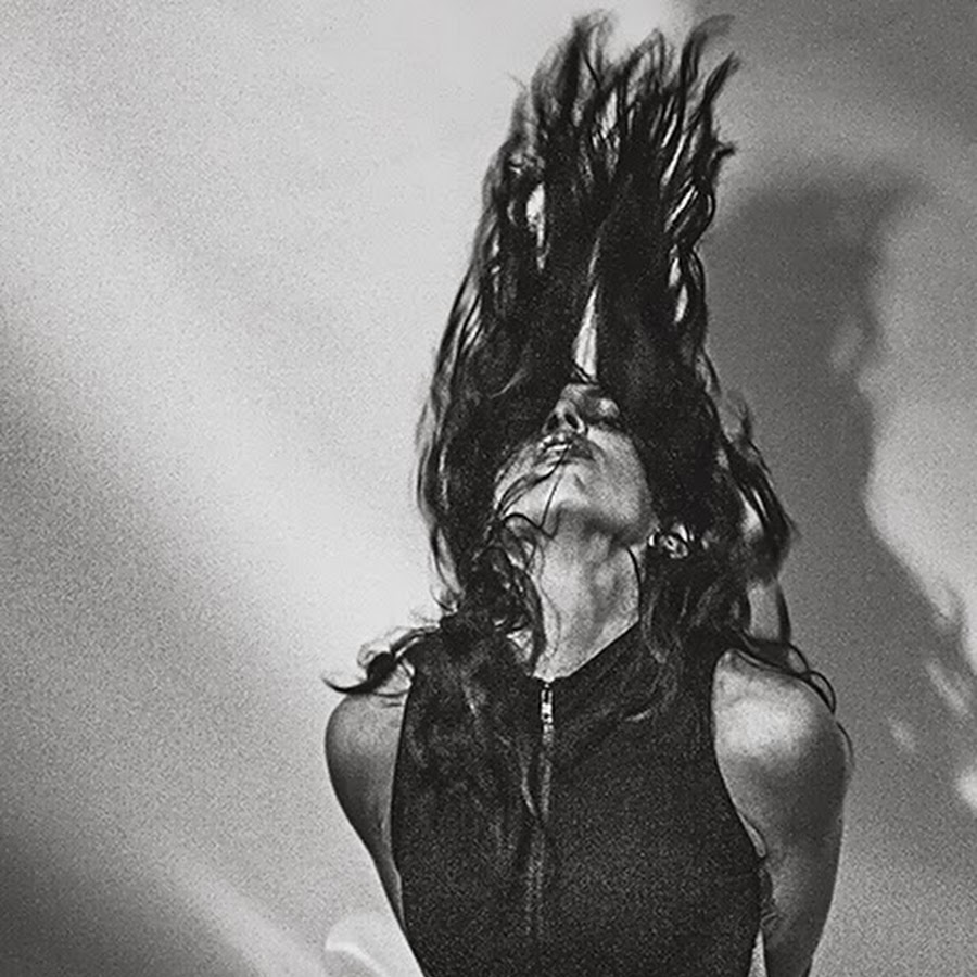 Emma Nicholls YouTube