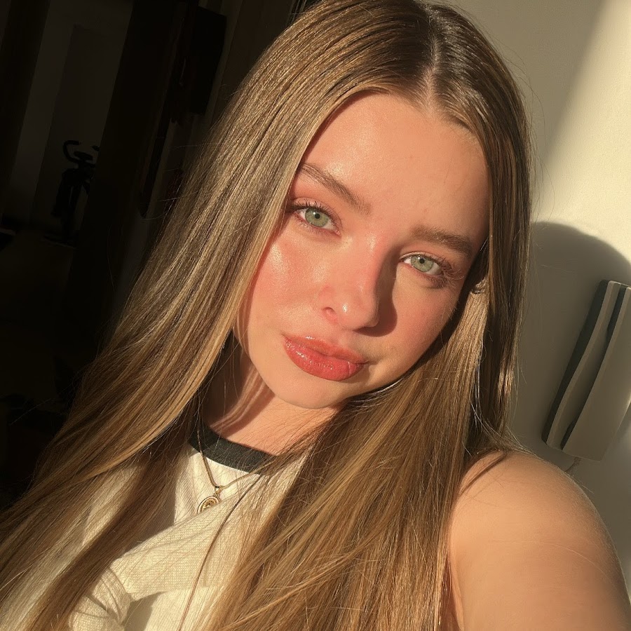 sarah seven lucia