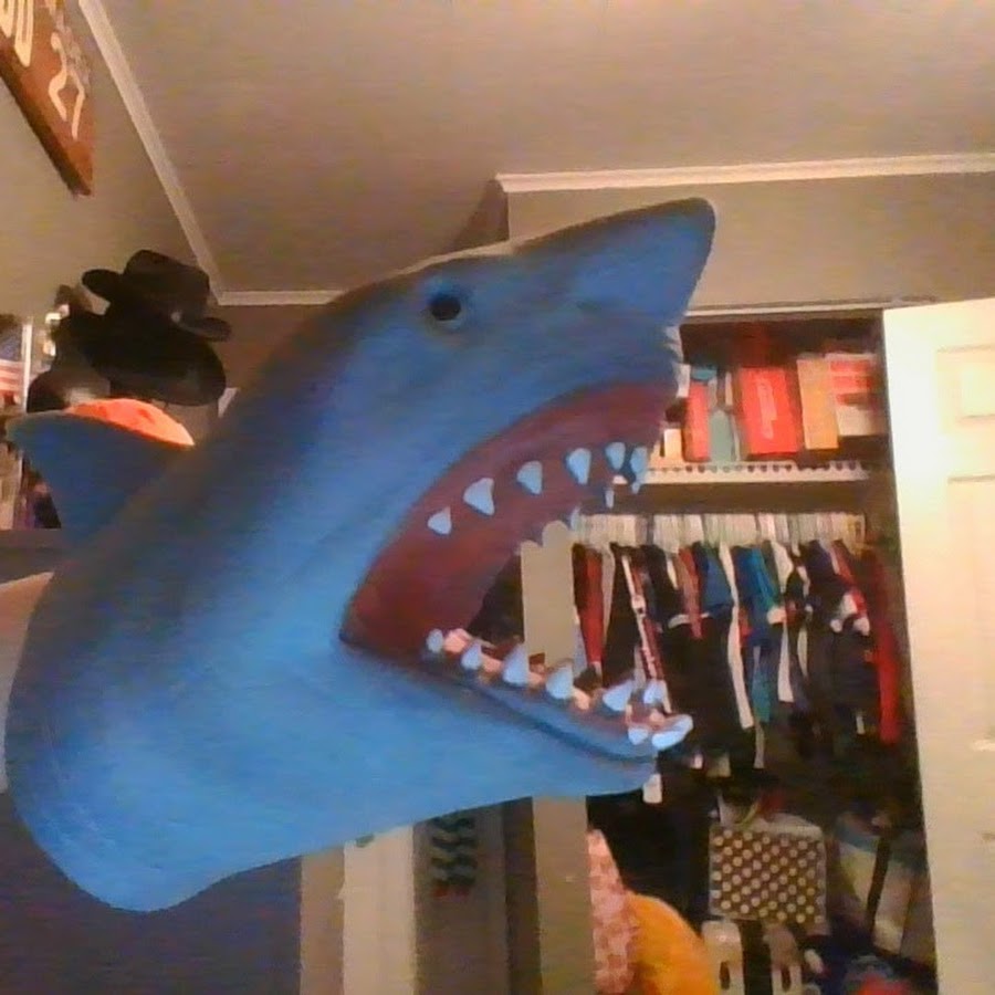 Shark puppet brother - YouTube