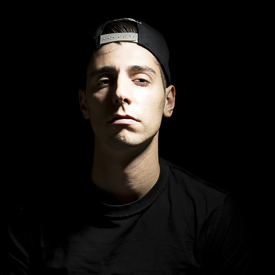 L one фото. Krs-1. Krs one 1995. Граффити hip hop. Krs one.