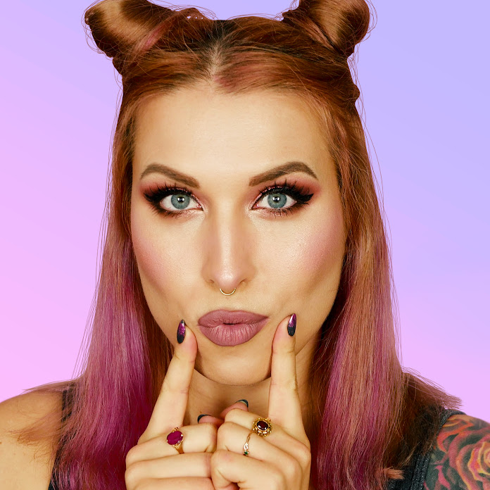 Agnieszka Grzelak Vlog Net Worth & Earnings (2025)