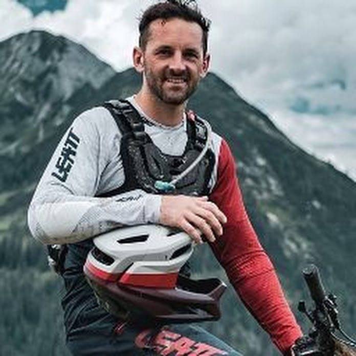 Leo Kast Net Worth & Earnings (2026)